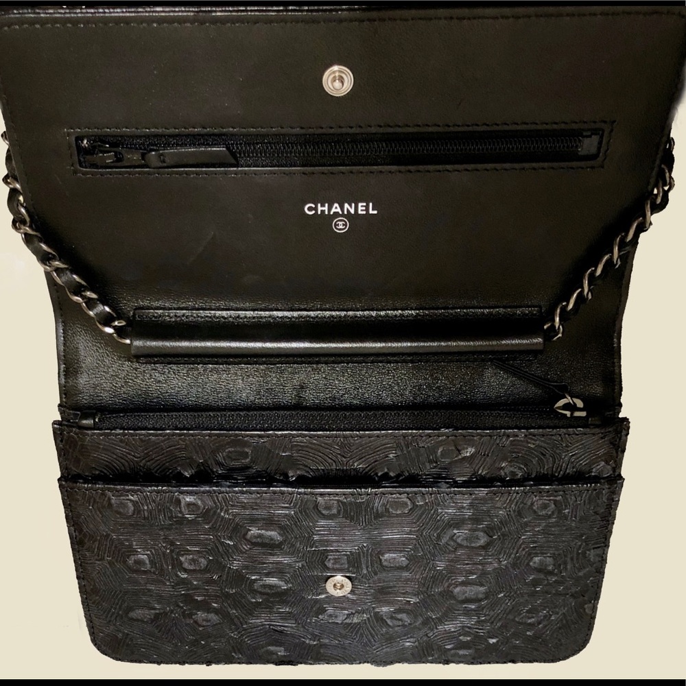 Chanel Black Python WOC Final Price Reduction! 👜 - Picture 3 of 8